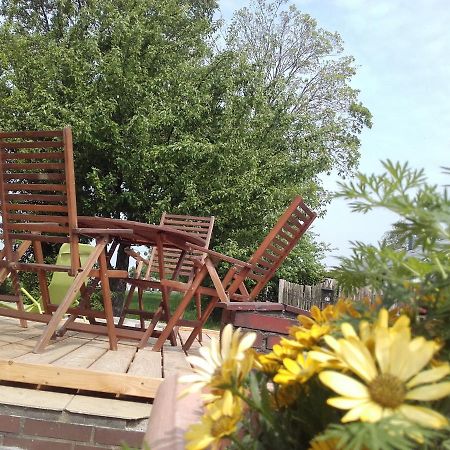 Peanuts Hostel & Meer Surendorf المظهر الخارجي الصورة